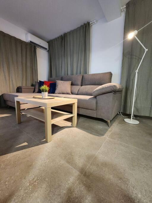 Piso De Diseno Elche Leilighet Eksteriør bilde