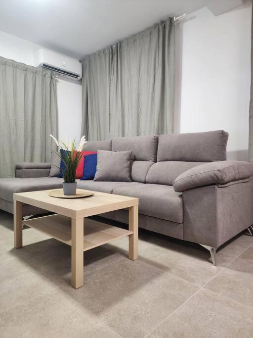Piso De Diseno Elche Leilighet Eksteriør bilde
